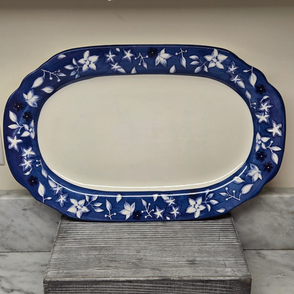 Pfaltzgraff‎ Blue Meadow Oval Serving Platter 17 Inch Scalloped Floral Stoneware